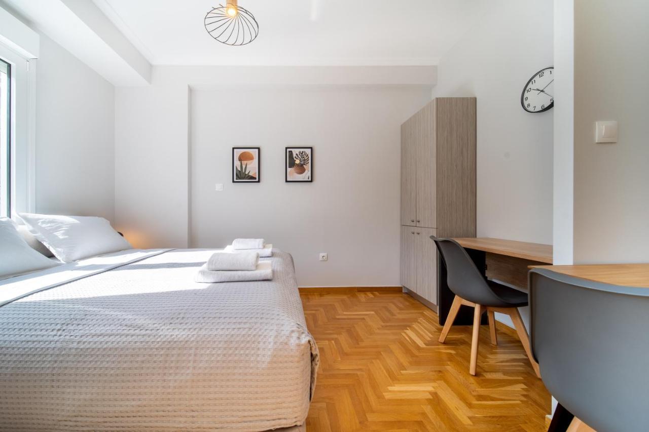 Aris123 By Smart Cozy Suites - Apartments In The Heart Of Athens - 5 Minutes From Metro - Available 24Hr 외부 사진