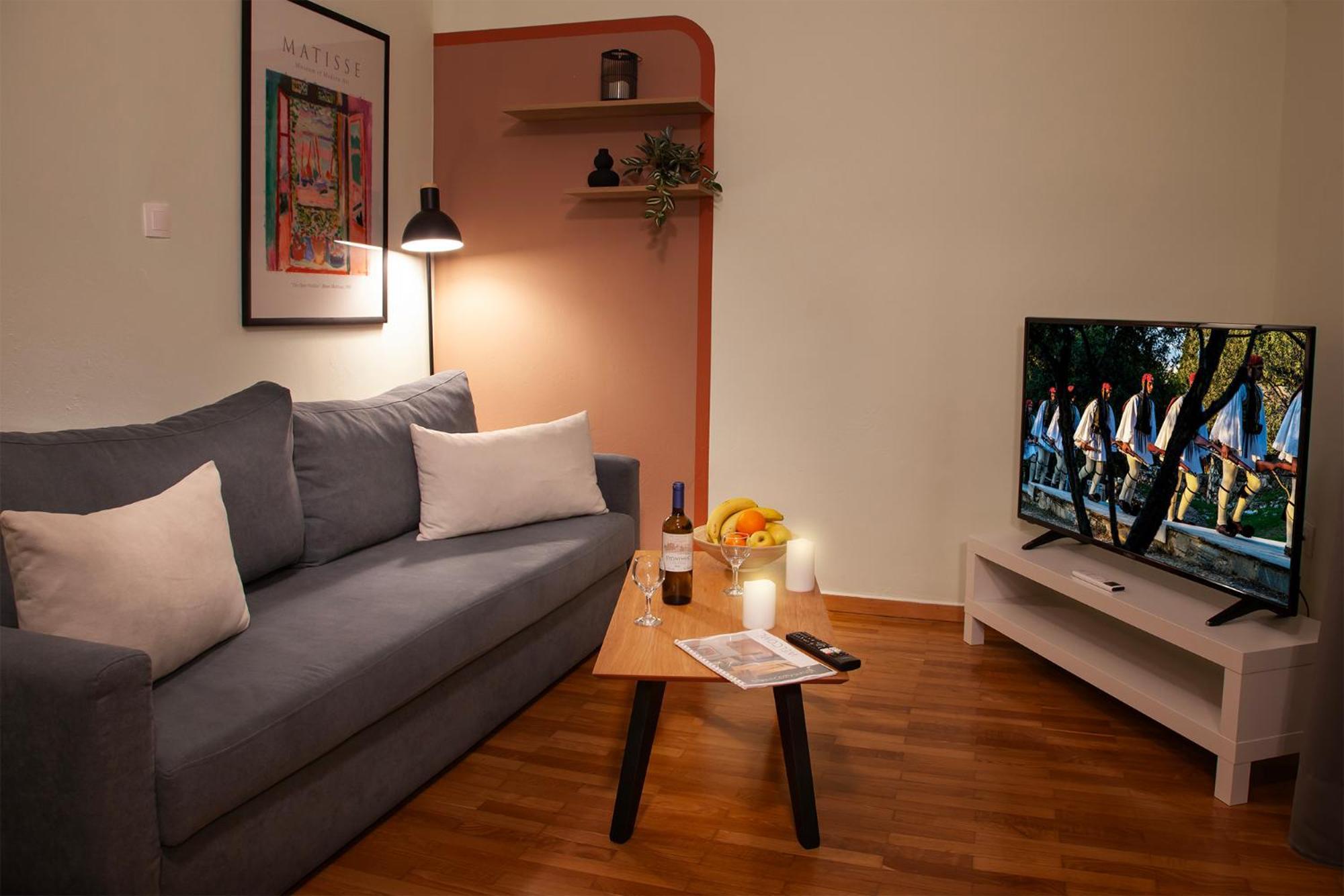 Aris123 By Smart Cozy Suites - Apartments In The Heart Of Athens - 5 Minutes From Metro - Available 24Hr 외부 사진