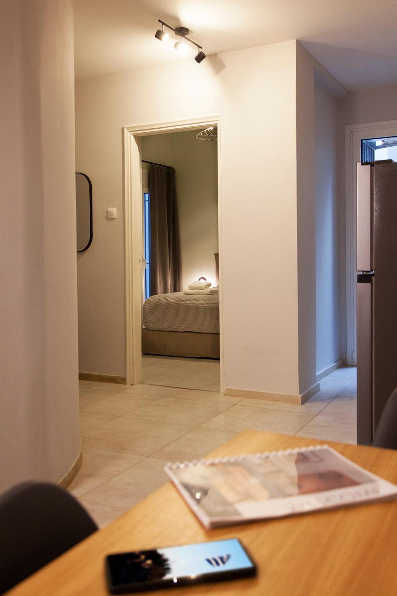 Aris123 By Smart Cozy Suites - Apartments In The Heart Of Athens - 5 Minutes From Metro - Available 24Hr 외부 사진